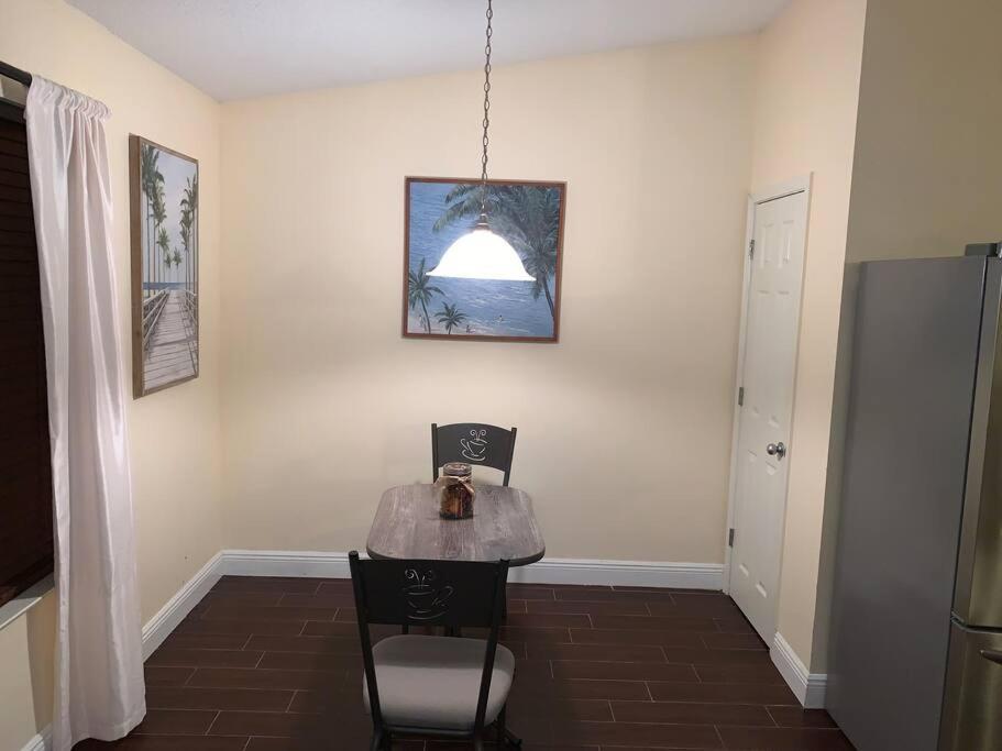 D'S Florida/Alabama Vacation Home 彭萨科拉 外观 照片