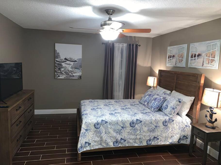 D'S Florida/Alabama Vacation Home 彭萨科拉 外观 照片