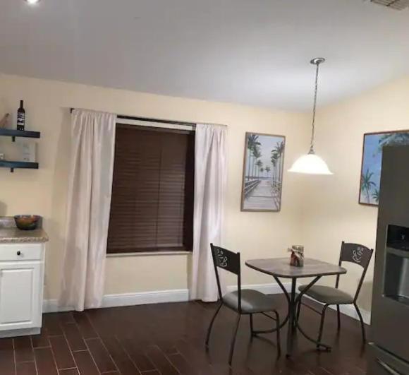 D'S Florida/Alabama Vacation Home 彭萨科拉 外观 照片
